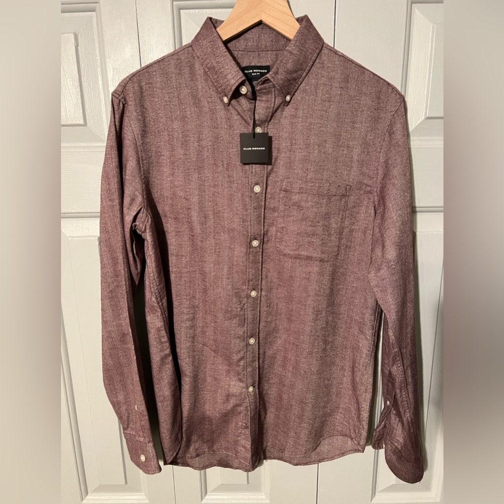 Club Monaco Men’s NWT size Small Slim Fit Wine Colored Herringbone Button-Down